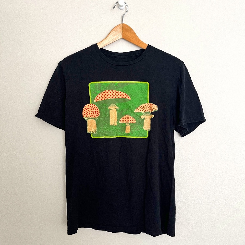 Attic Salt 100% cotton T-shirt, size Medium